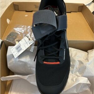 NIB Adidas Five Ten Trailcross Clip in Biking Shoes